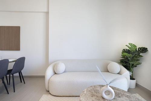 Binghatti House in JVC - New Apartment - image 14