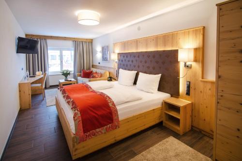Hotel VICTORIA - adults only breakfast brunch & bar in Gerlos