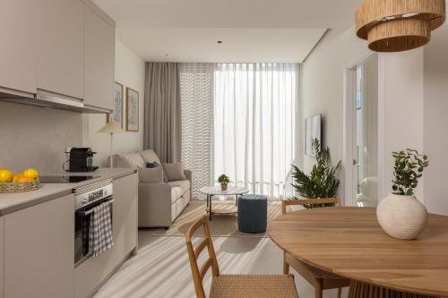 Two-Bedroom Apartment with Terrace image 10