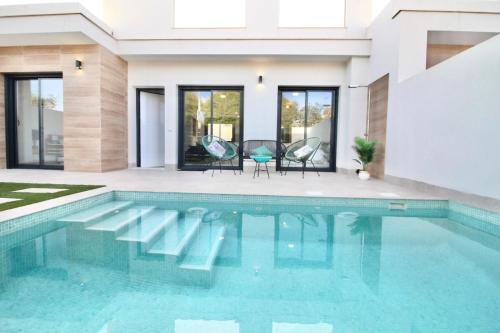 Modern Three-Bedroom Villa in Dolores de Pacheco gîte à louer Dolores