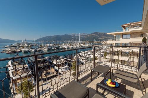 Regent Porto Montenegro By IHG in ติวัท