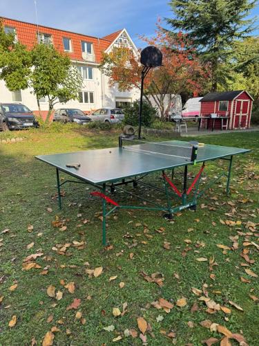Kert, FC-Apartmenthaus Falkensee mit großem Garten und PKW Stellflächen (FC-Apartmenthaus Falkensee mit großem Garten und PKW Stellflachen) in Falkensee