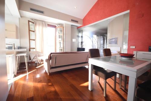 Estupendo apartamento en la histórica Plaza del Tossal, Valencie (fotografie 3)