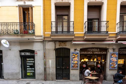 One-Bedroom Apartment (2 Adults) room in Smartr Madrid Chueca