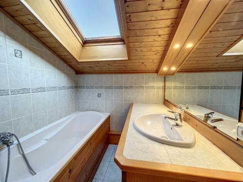 Chalet Servoz 4 pièces 8 personnes - FR-1-507-1 - image 9