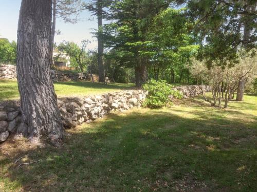 Villa with 4 bedrooms in Saint Maximin la sainte Baume with private pool enclosed garden and WiFi 30 km from the beach - image 12
