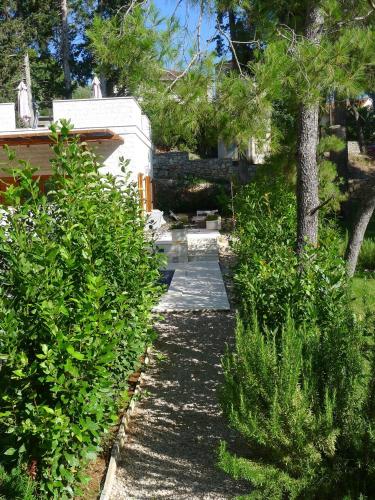 Private Villa BIANCO for 1-10 person with pool enjoy holidays by the sea! FREE Kajak & Mountainbikes GREAT living area & privacy FREE mooring to 65 m BOAT!! - image 8