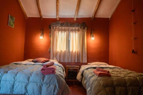 1 double bed, 1 twin bed