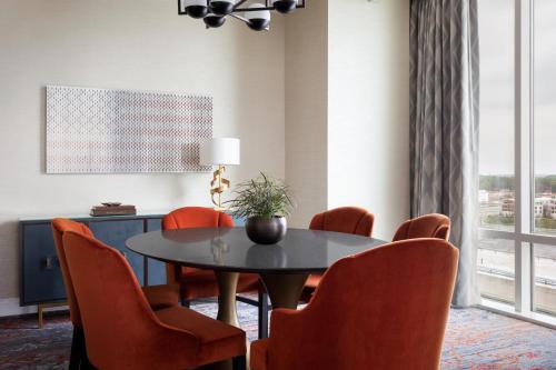 Executive King Suite