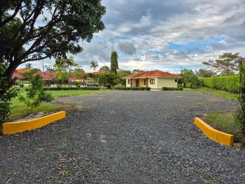 Hato viejo, PH Las Palmas, Cabaña 14 (Hato viejo, PH Las Palmas, Cabana 14) in แกมโบ