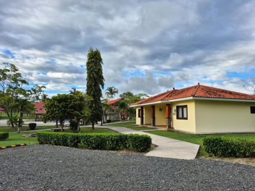 Hato viejo, PH Las Palmas, Cabaña 14 (Hato viejo, PH Las Palmas, Cabana 14) in แกมโบ