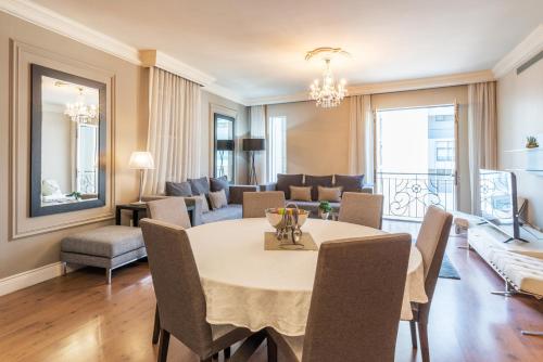Cape Royale Luxury Apartments by Stay In Luxury