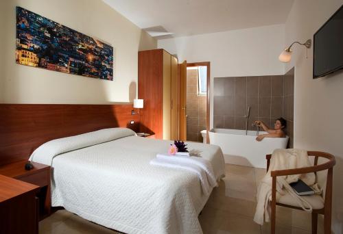Albergo Del Pino - image 13