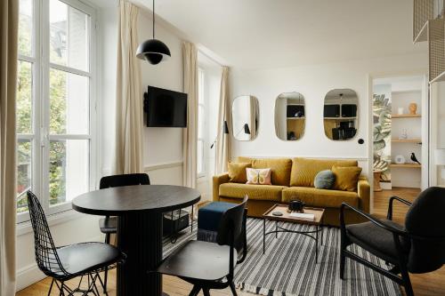 My Maison In Paris - Louvre - image 11