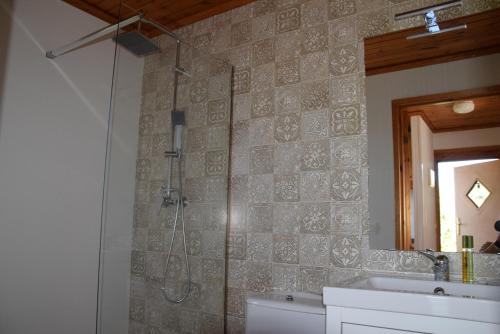 One-Bedroom Chalet image 7