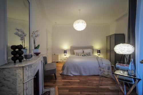 Relais12bis Bed & Breakfast By Eiffel Tower - image 2