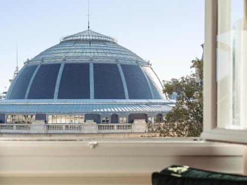 My Maison In Paris - Louvre - image 12