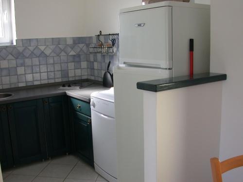 Vis a Vis Apartments - image 8