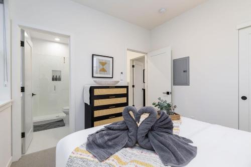 Serene Genesee Escape Serene Genesee Escape