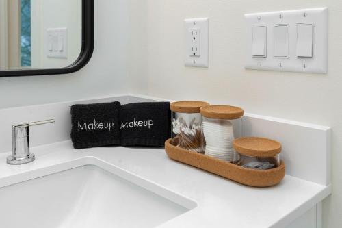 Serene Genesee Escape Serene Genesee Escape