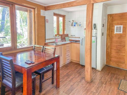 kuchyně, Cabañas Manquecura (Cabanas Manquecura) in Termas De Chillan