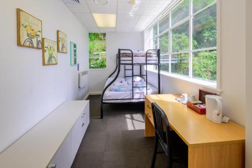 Trek Global Backpackers in Wellington