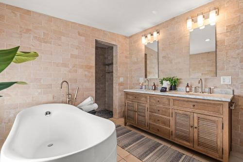 NEW - The Palo Verde Experience in Paradise Valley