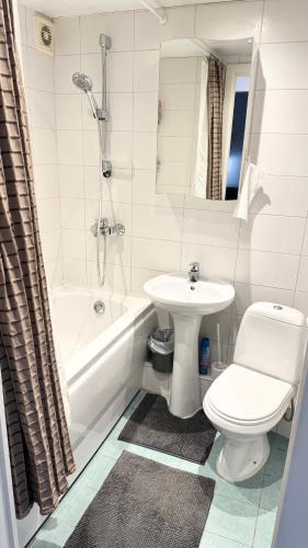 Quiet and comfortable apartment with parking for a nice stay for two, one or a couple guests with a child, Tallinn (photo 9)