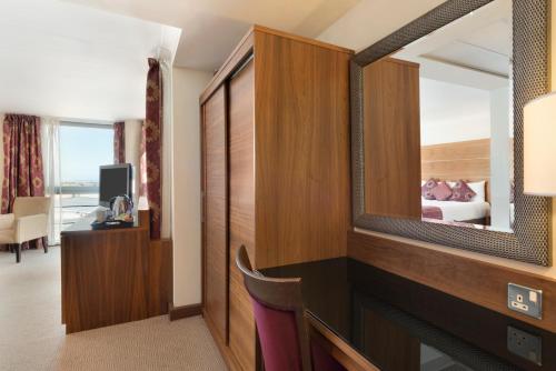 Bliss Hotel Southport - image 11