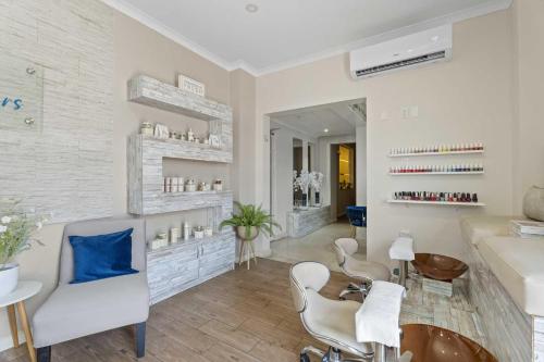 Beach View - Coastal View 2BR condo - LV505