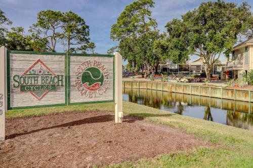 New Finishing Touches Added ! Walk to The Salty Dog South Beach Sleeps 4 Sea Pines New Finishing Touches Added ! Walk to The Salty Dog South Beach Sleeps 4 Sea Pines