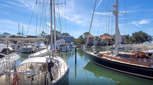 New Finishing Touches Added ! Walk to The Salty Dog South Beach Sleeps 4 Sea Pines New Finishing Touches Added ! Walk to The Salty Dog South Beach Sleeps 4 Sea Pines
