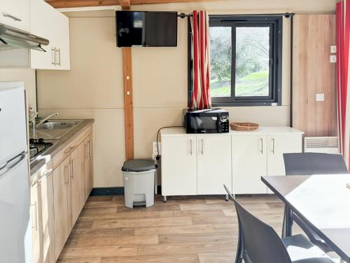 Le Noumea, 4 pers, 3 lits in Lapleau