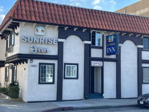 Sunrise Inn