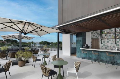 Swimming pool, Residence Inn by Marriott Santiago de los Caballeros in Santiago De Los Caballeros