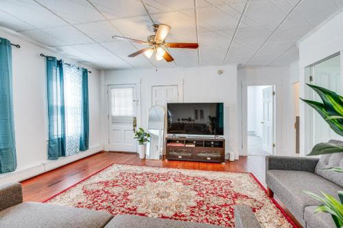 Walkable Nashua Apartment - Close to Hospitals! in Nashua, USA