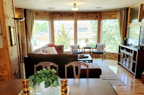 THE LOFT 3 level urban cabin with a HUGE patio! in Willmar