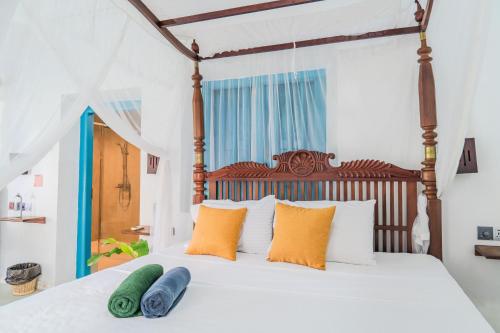 Villa with Private Pool image 3