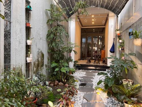 Garden, 1979 Homestay 2 in Imperial Citadel