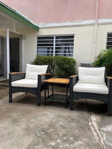 Balkons/terase, Seabreeze - 2-Bedroom Apartment Private Oasis in Frigate Bay in Kittian Village