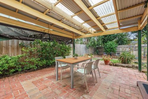 Family Treasure near Chadstone and Monash Uni in Oakleigh