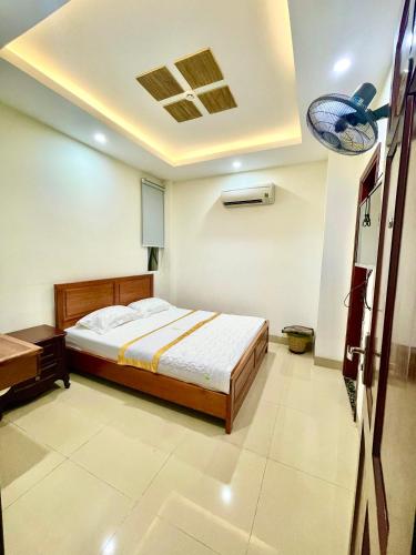 Double Room image 3