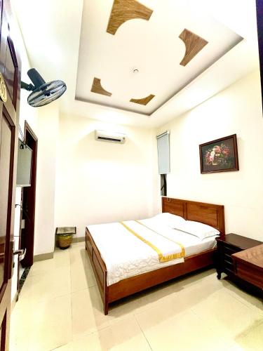Double Room image 1