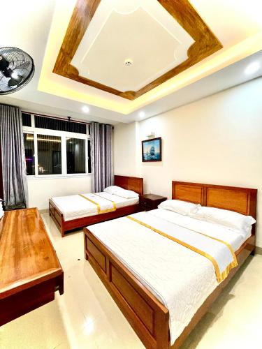 Quadruple Room image 8