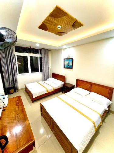 Double Room image 10