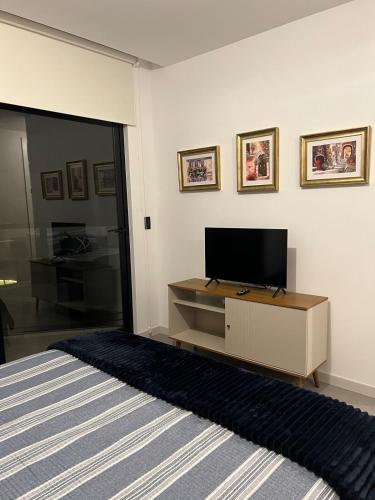 One-Bedroom Apartment image 10