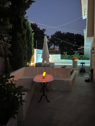 Panorama Hills Villa with Pool in Panorámanegyed