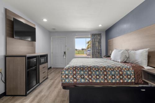 Express Inn & Suites Westwego - image 11