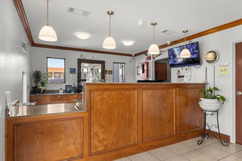 Express Inn & Suites Westwego - main image