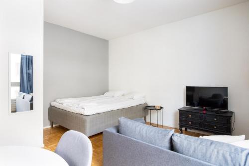 Private Flat, Balcony & Spacious Bathroom, Seamless Check in, Хельсинки (фото 10)